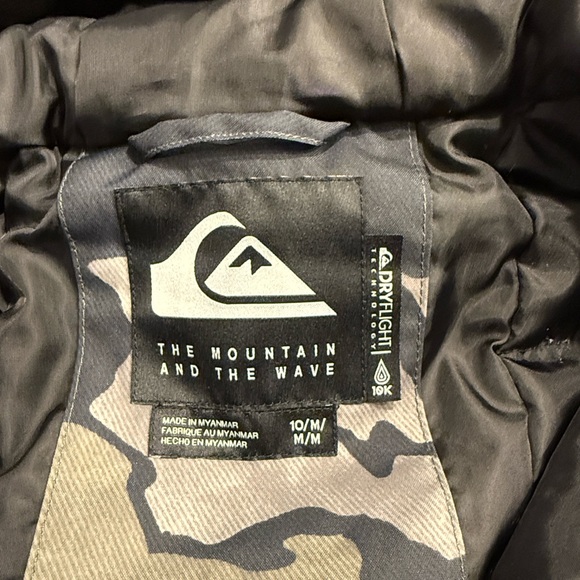 Like new Burton boys, ski and snowboard Camouflage Hooded Jacket size 10 - Picture 3 of 4